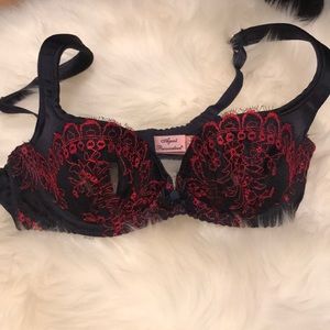 Emanuel Bra demi push